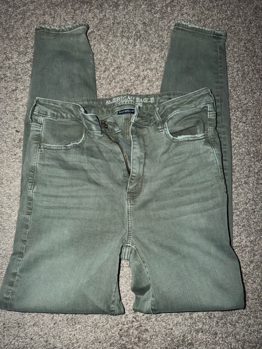 American Eagle Outfitters Women's Skinny Jeans in Olive